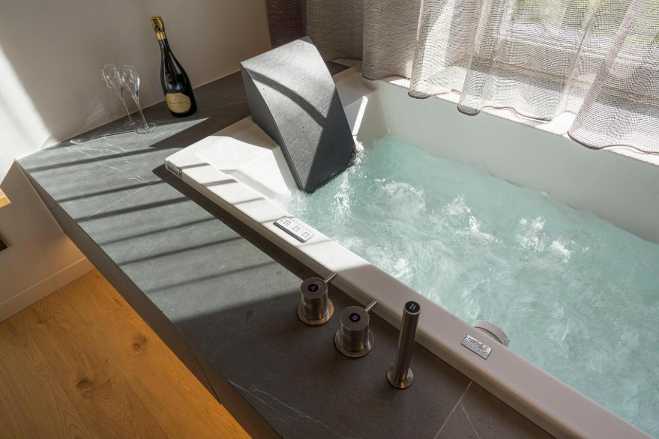 Aera Luxury Suites - 303 304 305 CTA Exteriör bild